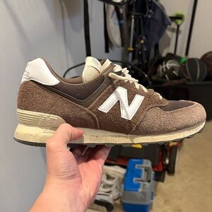 New Balance Men's Brown Suede & White Classic Runner